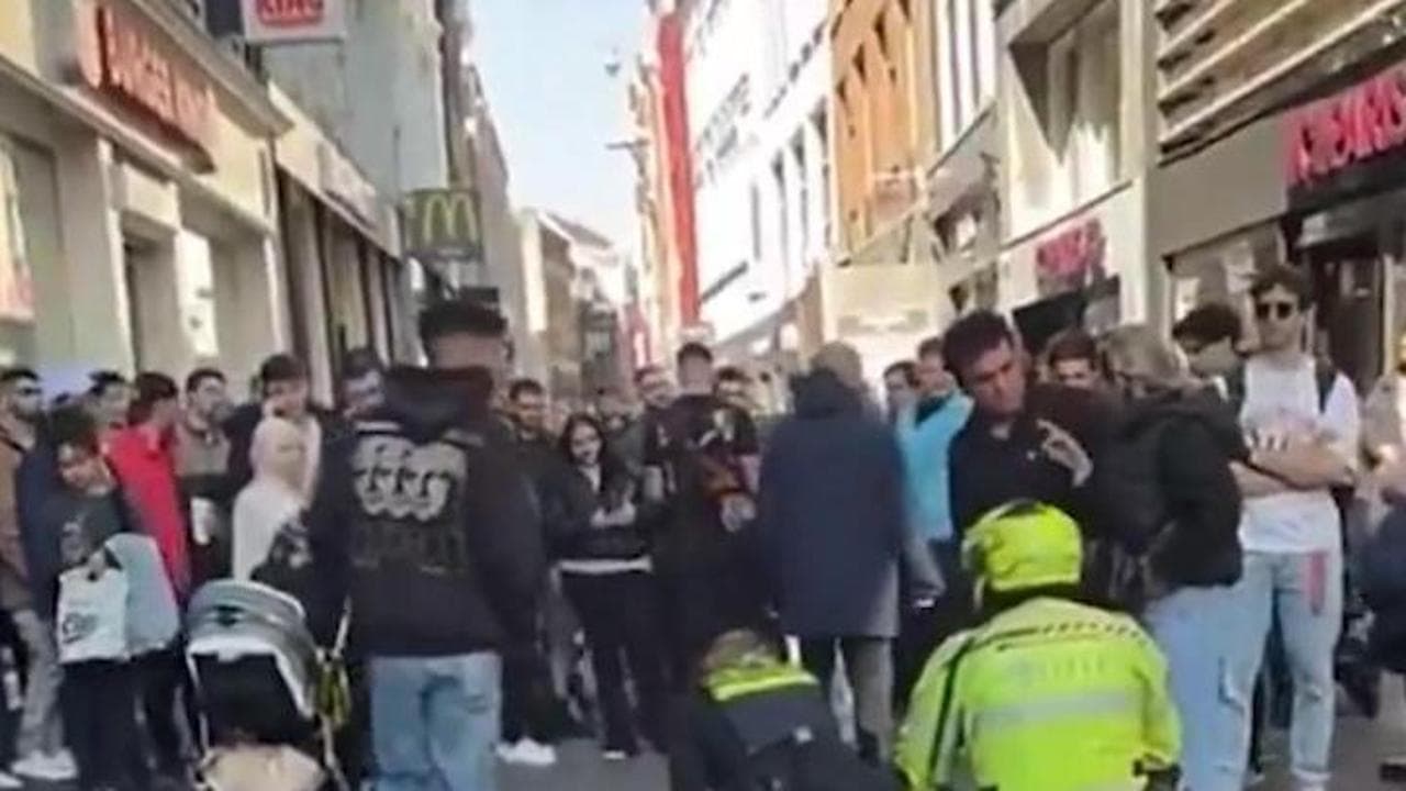 Attacco con il coltello ad Amsterdam, fermato un uomo