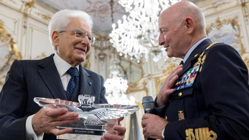 Mattarella e il capo di Stato maggiore dell'Aeronautica, Goretti