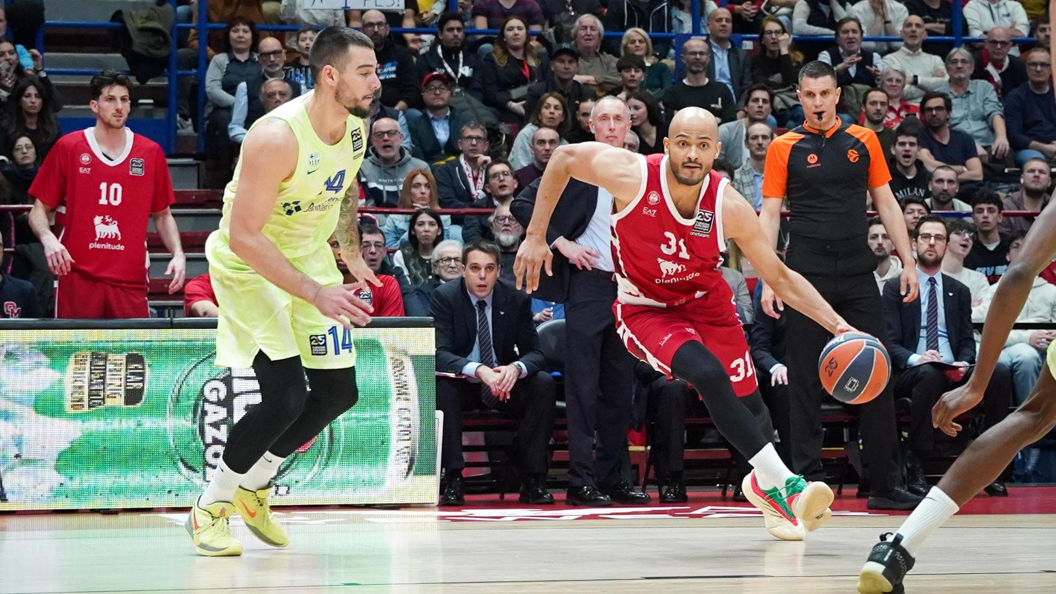 Euroleague: Milan Crumbles Against Barcelona, Play-In Dreams Dashed - News Directory 3