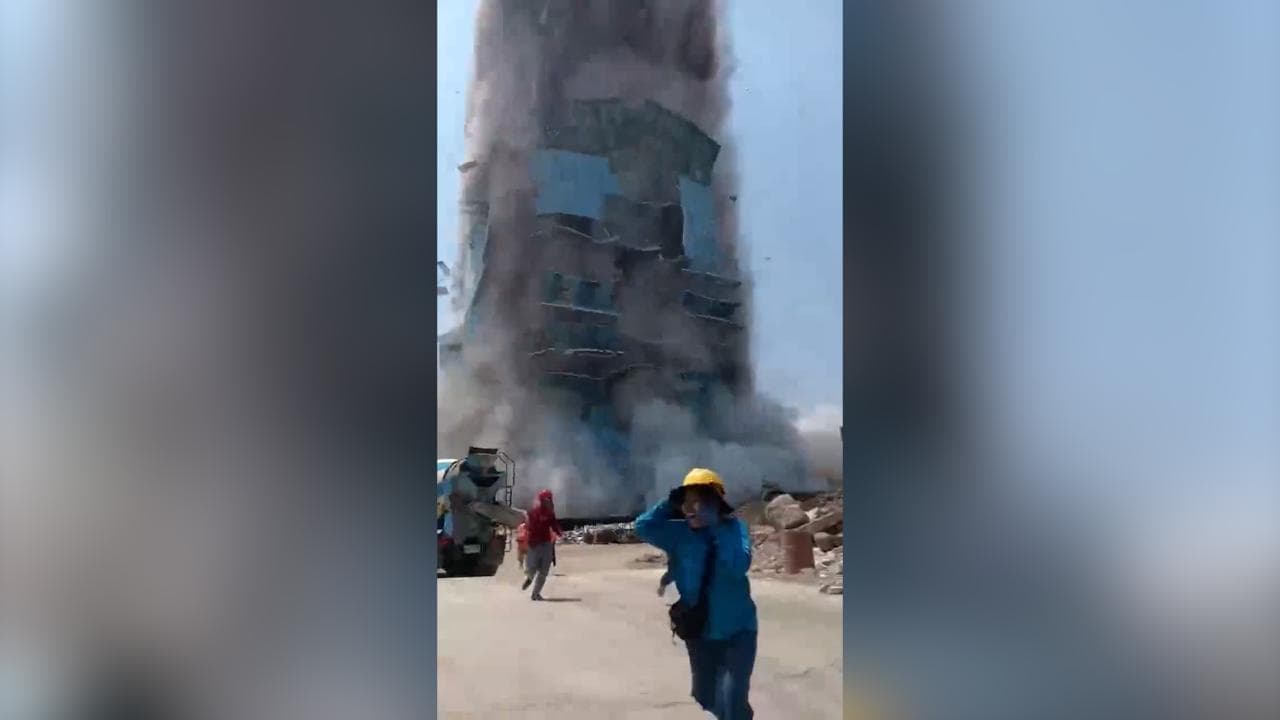 Terremoto con epicentro in Myanmar, crolla un palazzo a Bangkok (Thailandia)