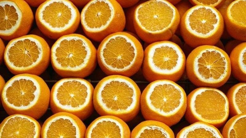 Succo d’arancia, vendite giù con rincari e gusto amaro. La colazione Usa perde altri pezzi