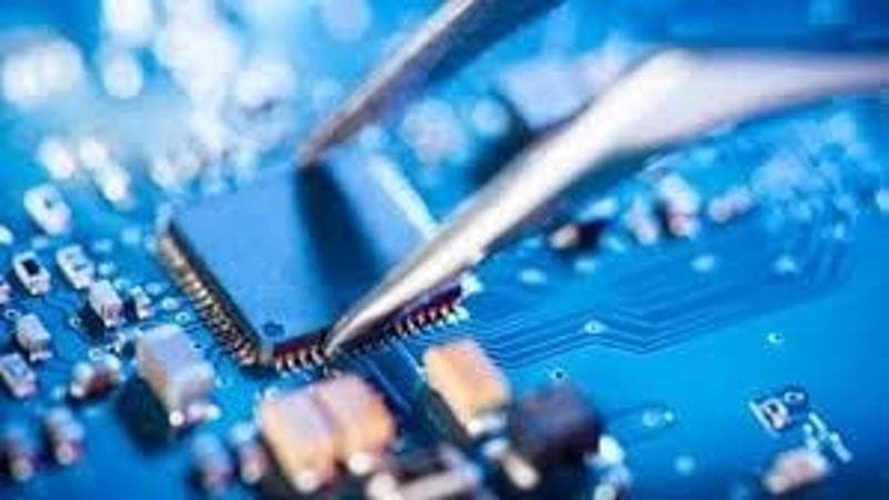 Contrabbandieri di chip così la Cina sfida l’embargo