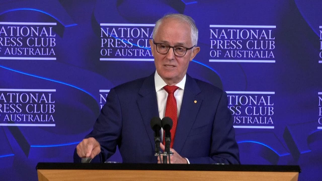 Turnbull imita Trump e attacca i leader australiani: "Basta guardare il Paese con gli occhi di Washington"