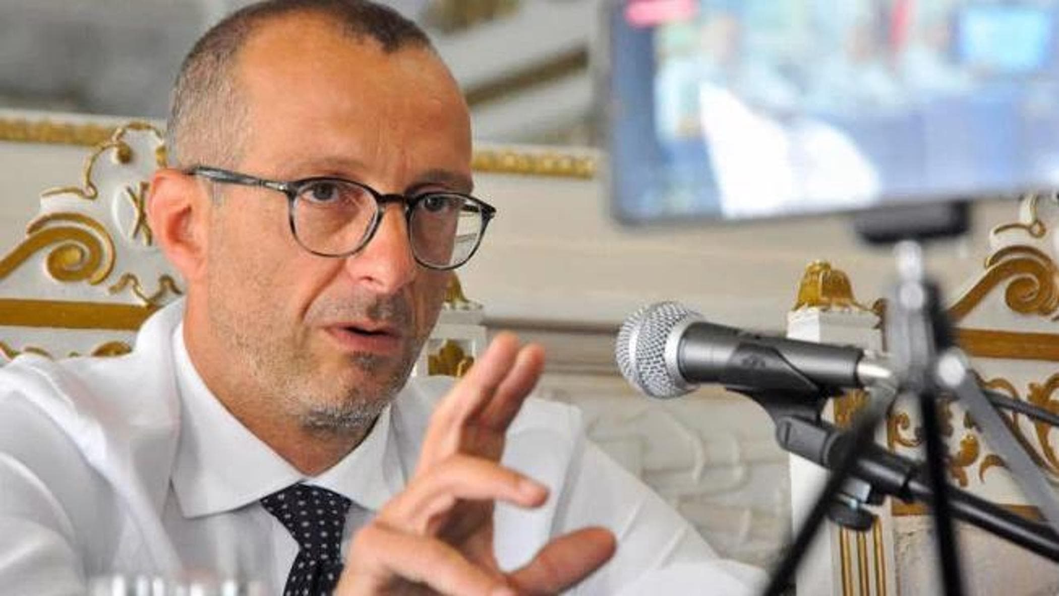 Adrien Ricucci Ricci: “Ora una verifica con von der Leyen, è troppo arrendevole con le ...
