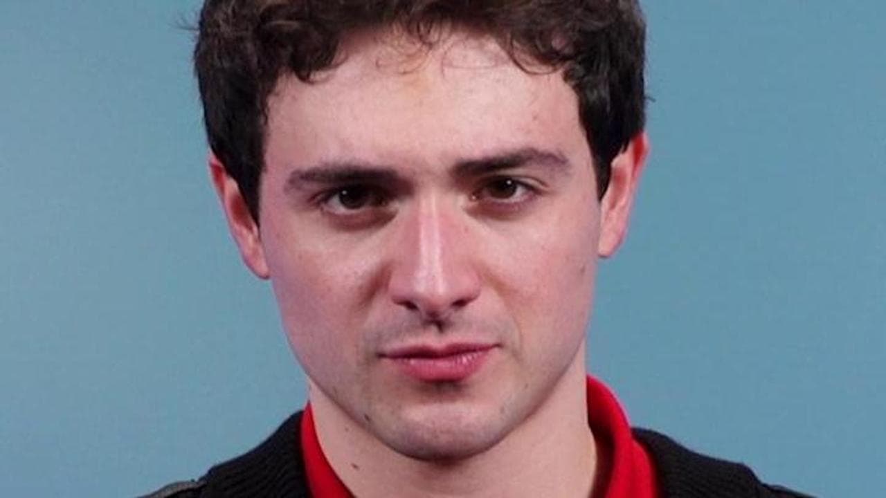 Tommy Cassi, il più giovane di "Lol 5": "Convocato in presidenza sono diventato un comico"