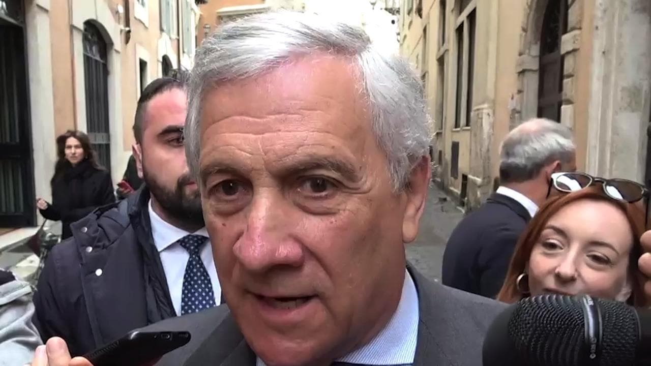 Tajani: "Sui dazi il governo ha un piano, con la Ue vedremo i prodotti su cui intervenire"