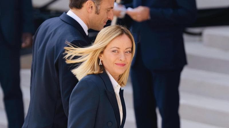 MELONI A PARIGI