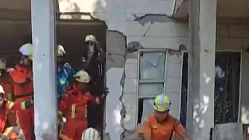 Myanmar, quasi tremila i morti. Donna estratta viva dopo 4 giorni
