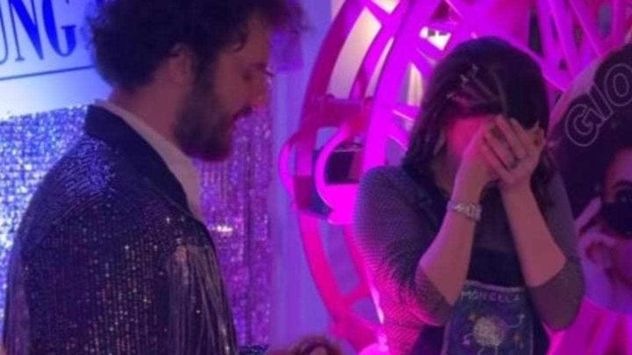 "Mare Fuori", l'amore supera la fiction: Salvo propone a Carmela di sposarlo