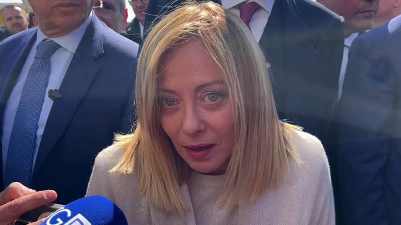 Meloni: "Preoccupata per i dazi, ma nessun allarmismo"
