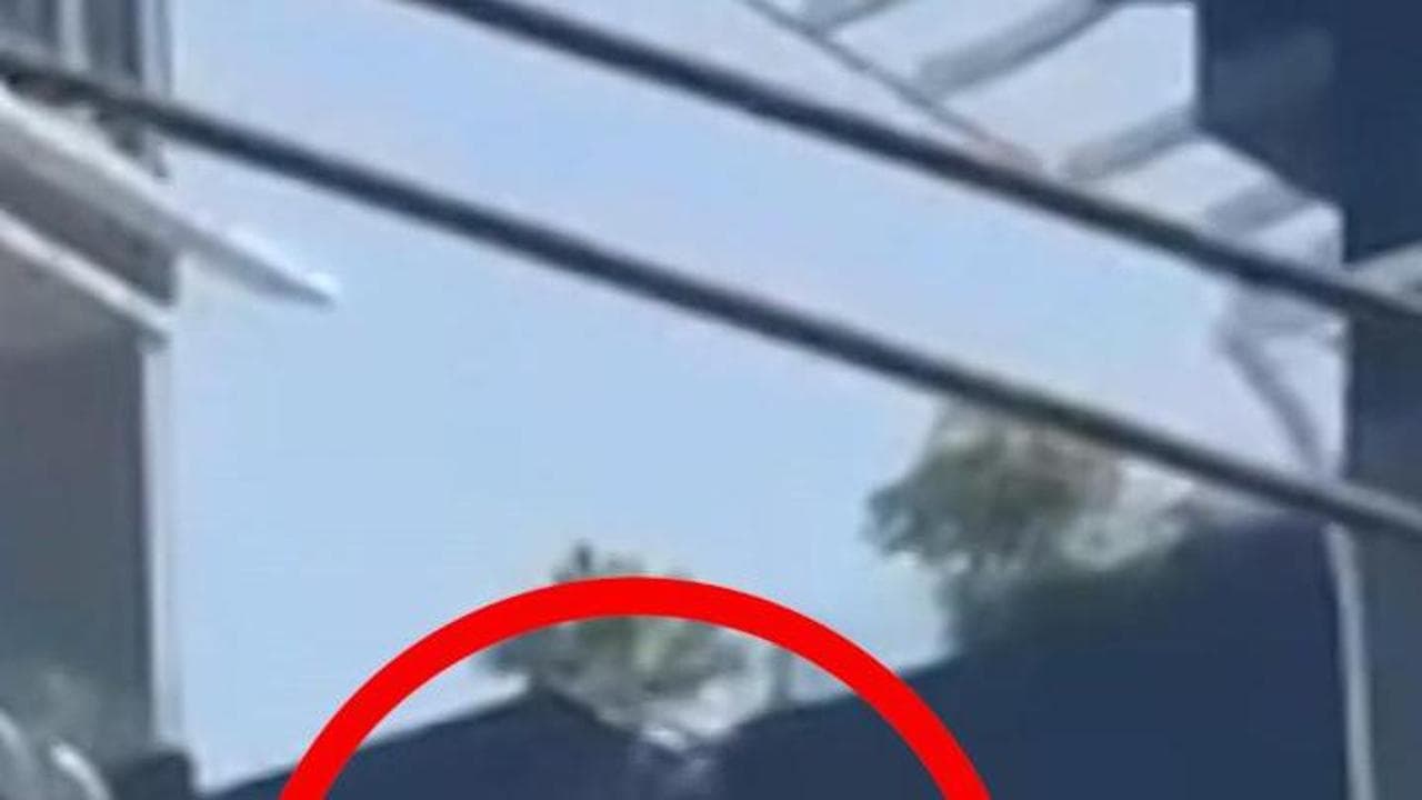 Bangkok, salta da un grattacielo per salvare la famiglia: l'eroico gesto di un papà durante il sisma