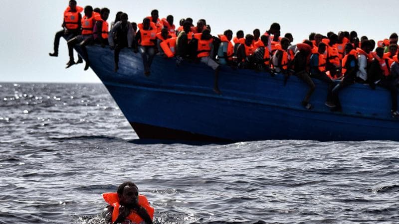 Migranti soccorsi al largo della Libia
