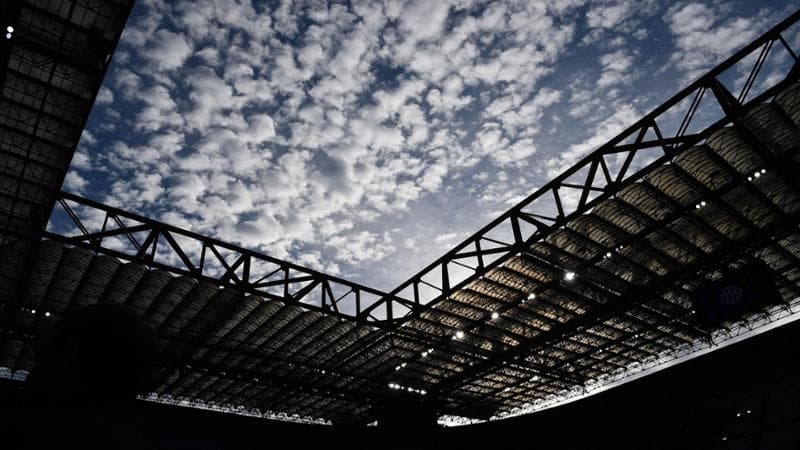 Più debiti che ricavi, il calcio nella bolla finanziaria: se fare gol serve ancora a vincere