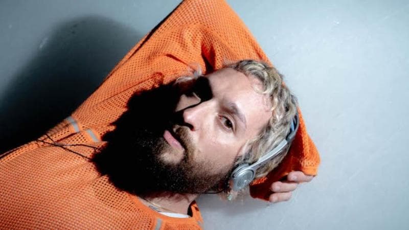 Venerus: “Sono fuori dal mainstream perché la musica è cuore e fatica, ce lo insegnano i Beatles"