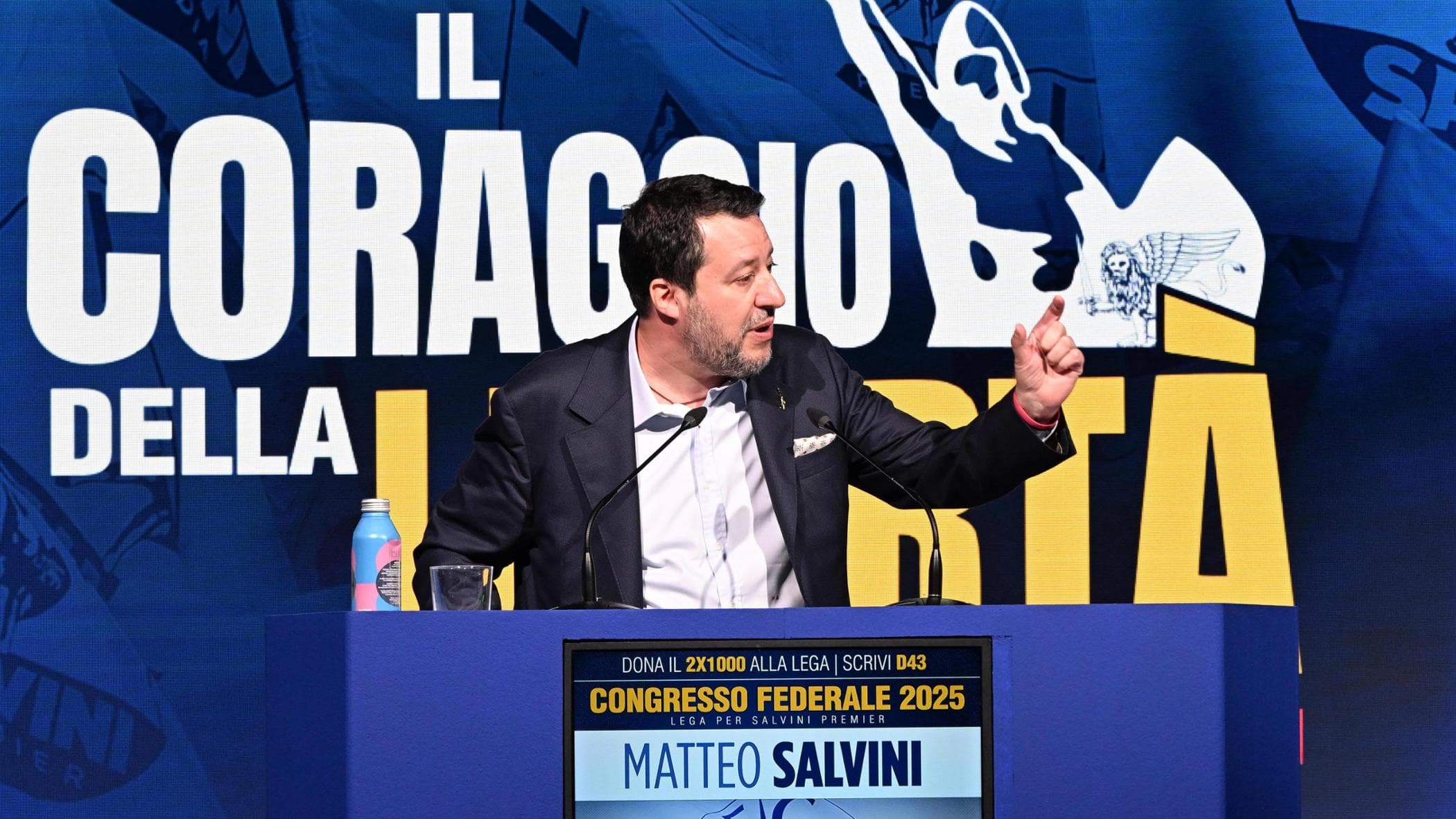 salvini-apre-il-congresso-della-lega-a-firenze-la-repubblica
