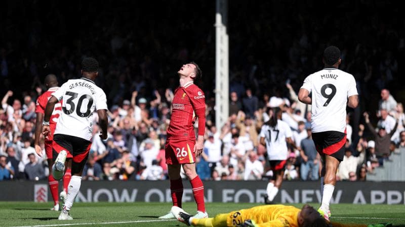Robertson sconsolato dopo la rete di Iwobi