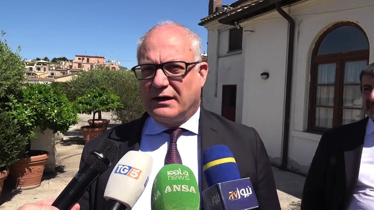 Crisi abitativa, Gualtieri: "Servono politiche per la casa, non basta limitare affitti brevi"