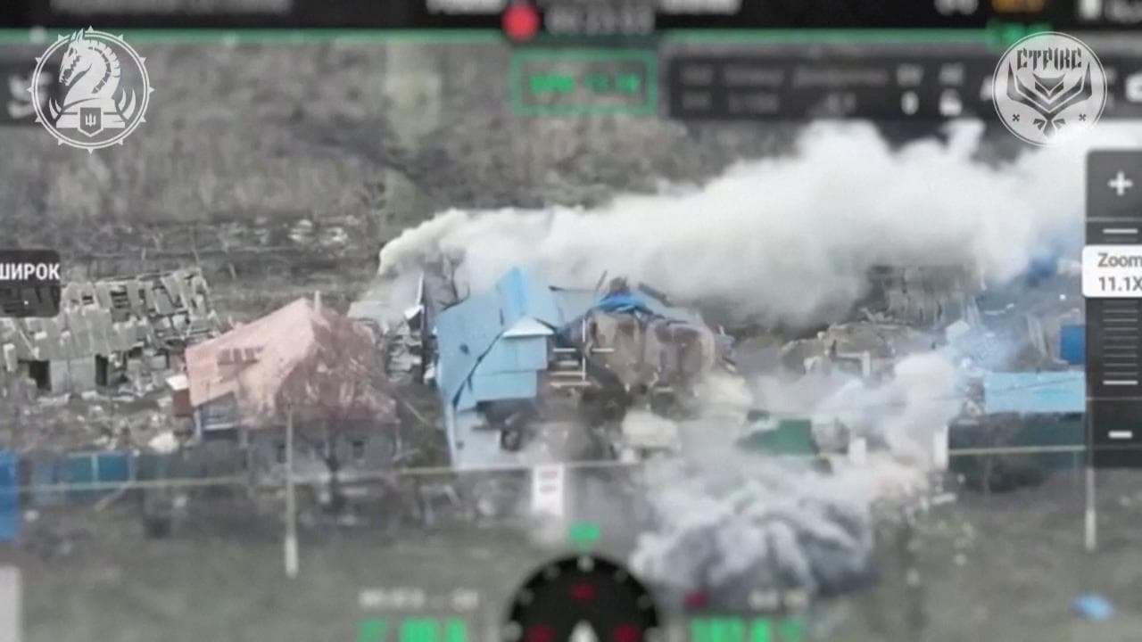 Zelensky: "Continuiamo a combattere in territorio russo a Belgorod". L'esercito diffonde i video