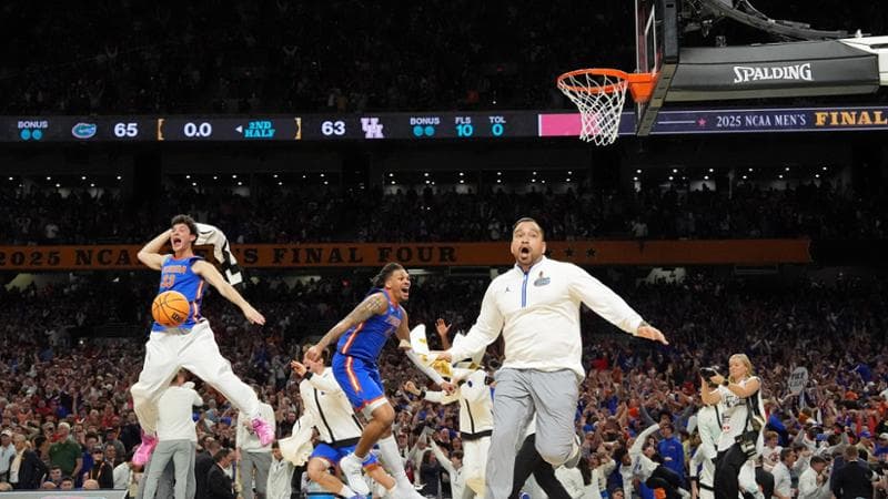Ncaa, la solita follia finale: Houston butta il titolo, vincono i Gators
