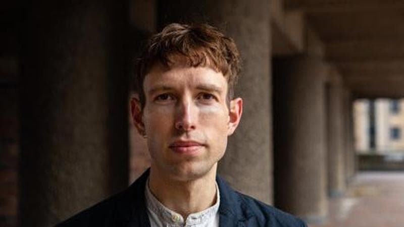 Daniel Chandler: “Sinistra è pensare lontano”