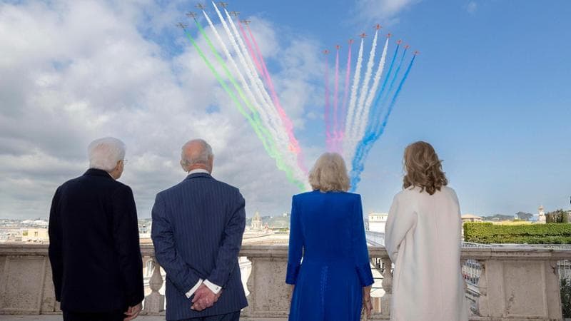 Il presidente della Repubblica Sergio Mattarella, Re Carlo III, la Regina Camilla e la figlia del capo dello Stato Laura Mattarella&nbsp;
