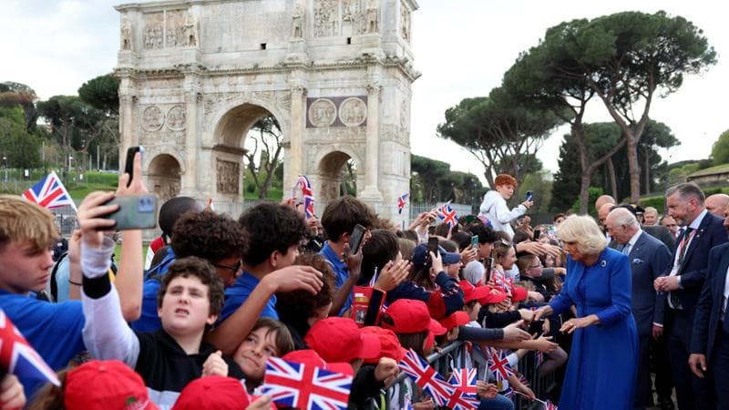 Visita dei Reali del Regno Unito al Parco Archeologico del Colosseo. Nella foto Re Carlo III e la Regina Camilla
