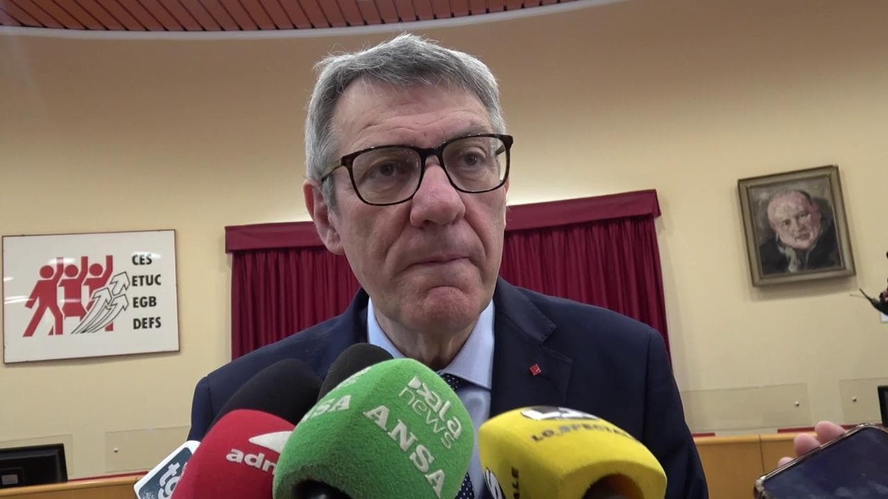 Dazi, Landini: "Fondi del Pnrr alle imprese? Sarebbe un saccheggio. L'Europa negozi unita"