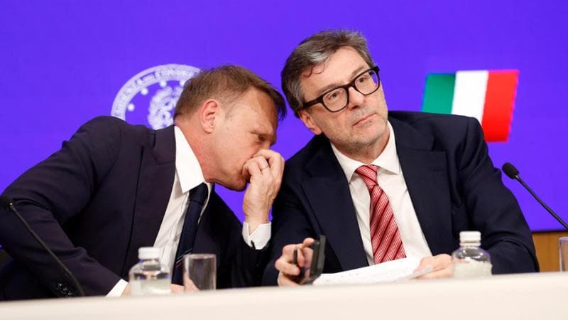 Crescita dimezzata, Giorgetti: proroga Pnrr con qualsiasi mezzo