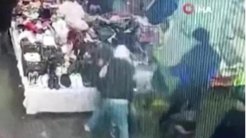 L'aggressione al mercato di Istanbul