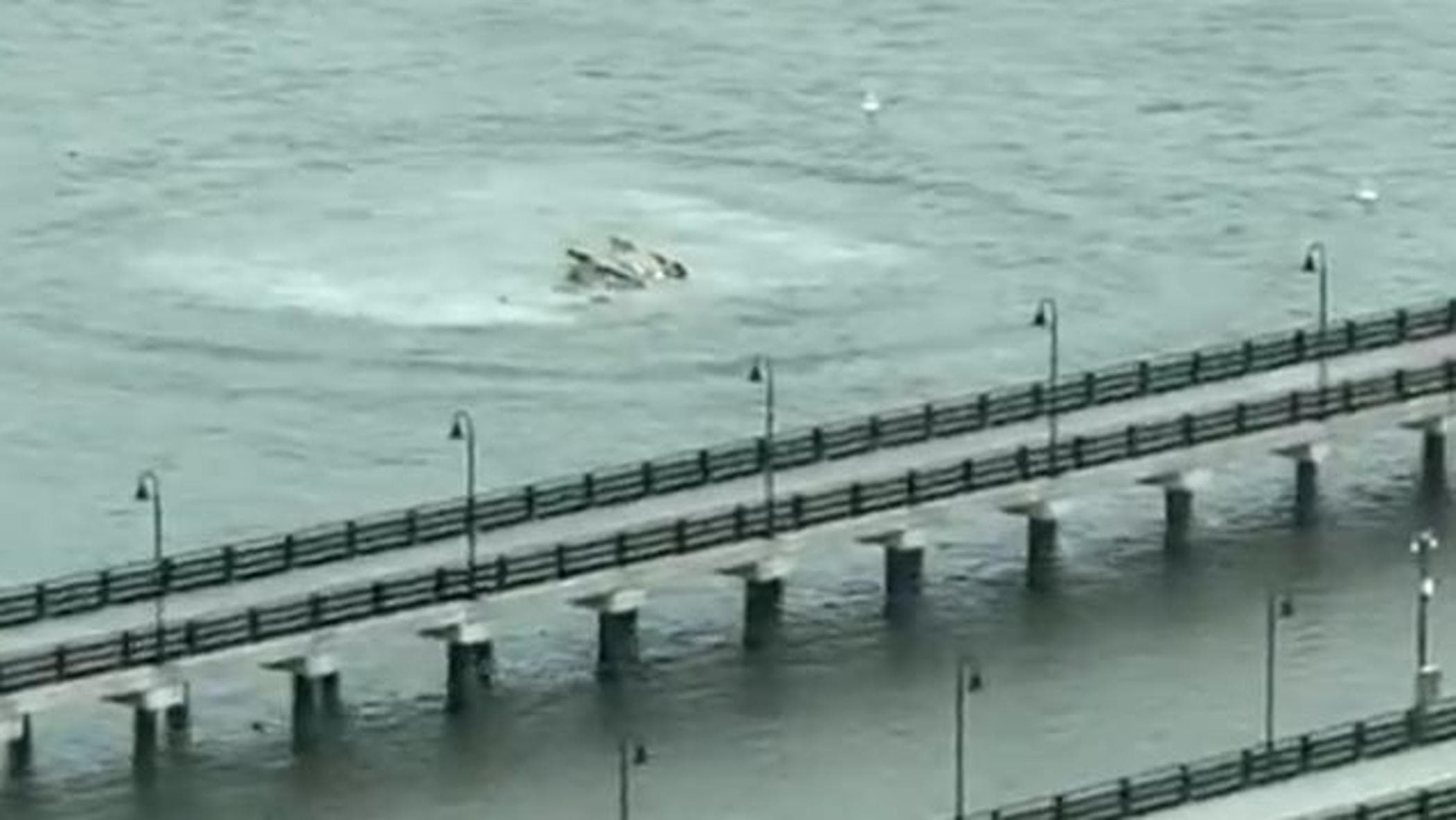 New York, helikopter Hudson Nehri'ne düşüyor. “Üç çocuğu olan bir ailede öldün”