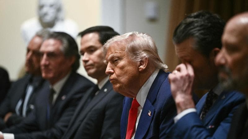 Trump sui dazi assicura: “Andiamo bene”. Ma i sondaggi lo puniscono