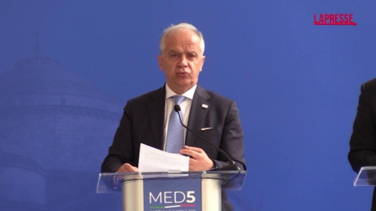 Med5. Piantedosi: "Serve un approccio comune per nuovo patto europeo su migrazione e asilo"
