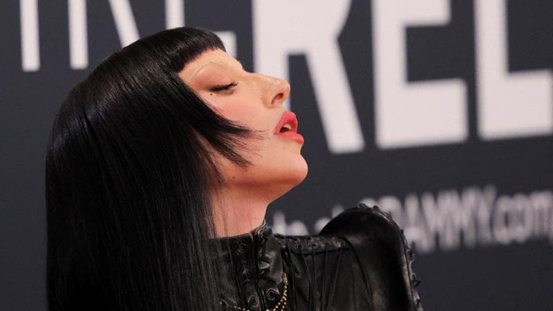 Lady Gaga, il concerto al Coachella diventa un incubo: code di dodici ore per l’ingresso e i servizi