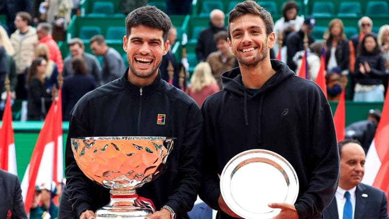 Alcaraz e Musetti durante la premiazione