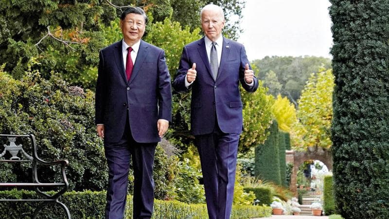 Il presidente cinese Xi Jinping e l'ex presdente americano Biden nel loro incontro del 2023 in California
