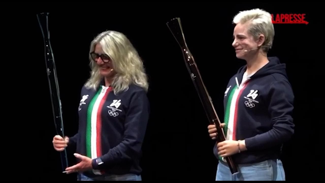Giochi Invernali Milano-Cortina 2026: Vio, Kostner, Belmondo e Caironi svelano le torce olimpiche