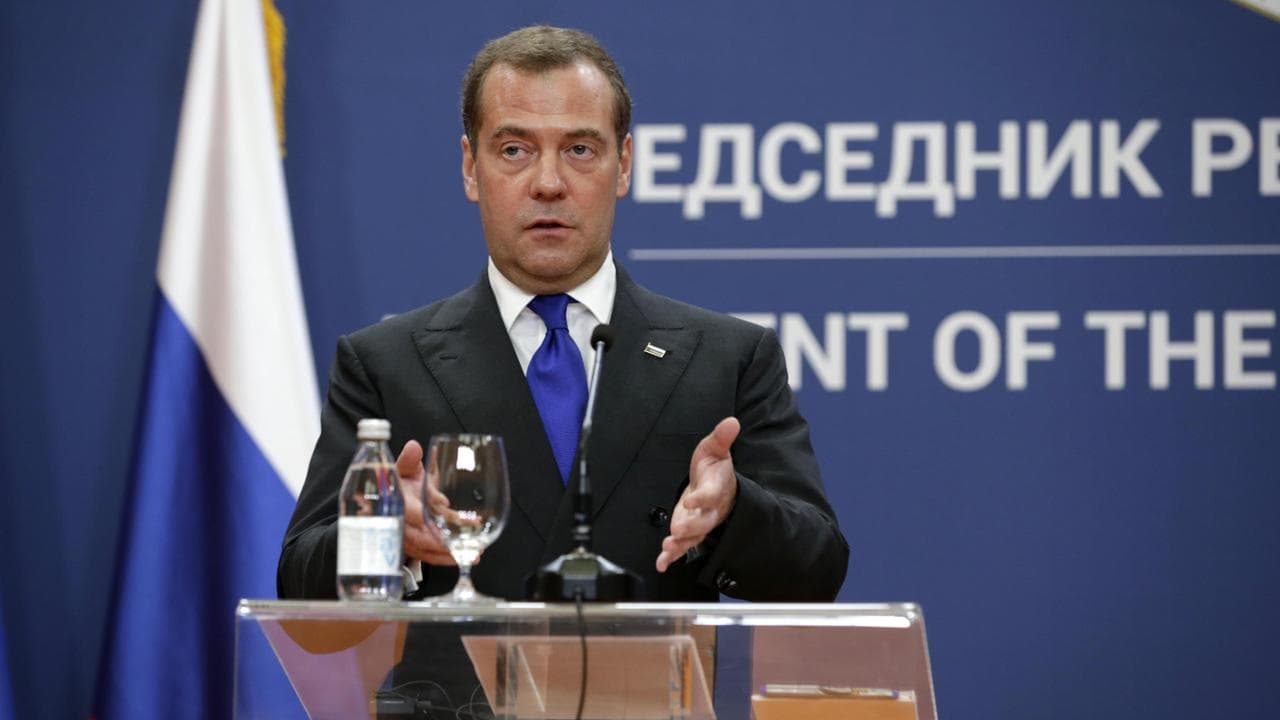 epa07934277 Russian Prime Minister Dimitri Medvedev addresses the media with Serbian President Aleksandar Vucic (not pictured) in Belgrade, Serbia, 19 October 2019. Medvedev is meeting Serbian top officials to discuss Russian-Serbian trade, economic, cultural and humanitarian relations.  EPA/ANDREJ CUKIC