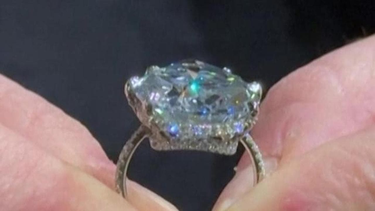 New York: ecco il Golconda Blue, il più grande diamante blu mai messo all'asta