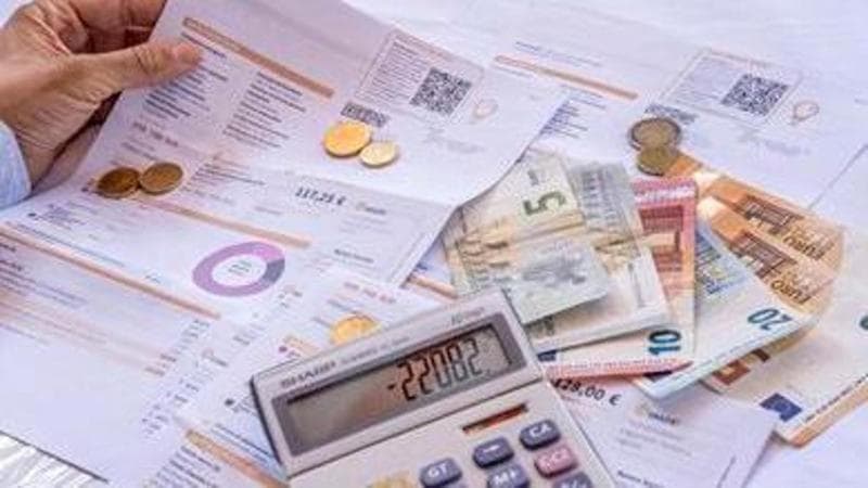 Bollette, dal bonus di 200 euro sulla luce alle auto aziendali: le misure previste dal decreto