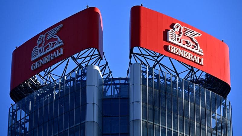 La torre Generali, sede della compagnia assicurativa, nel quartiere Citylife a Milano&nbsp;(Foto di&nbsp;GABRIEL BOUYS / AFP)
