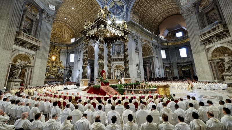 Papa Francesco ai sacerdoti: no al clericalismo, ascoltare chi è ferito dalla Chiesa