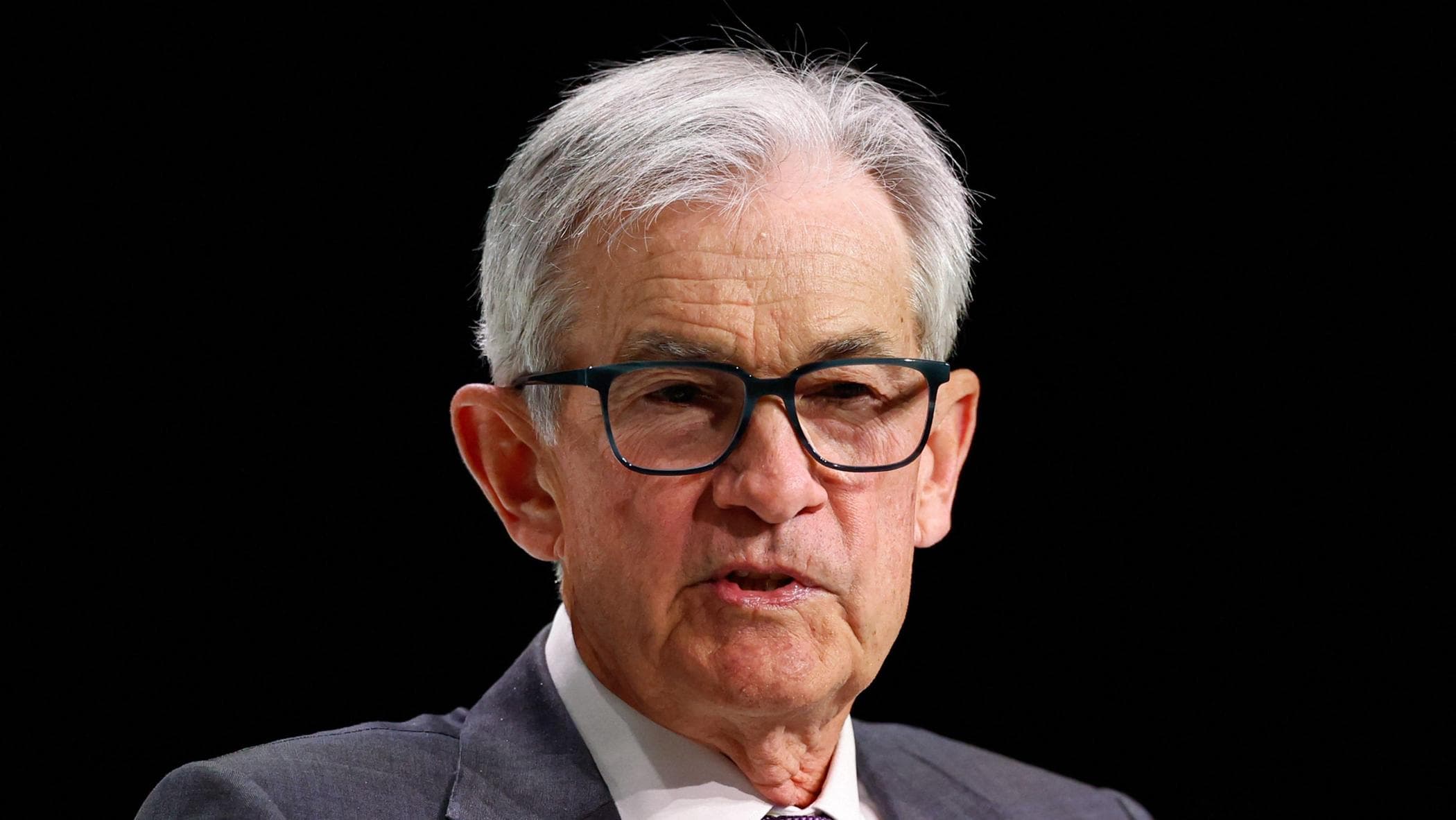 今日のバッグ、職務に関するニュース。トランプ：パウエルが遅すぎる。ヨーロッパダウン