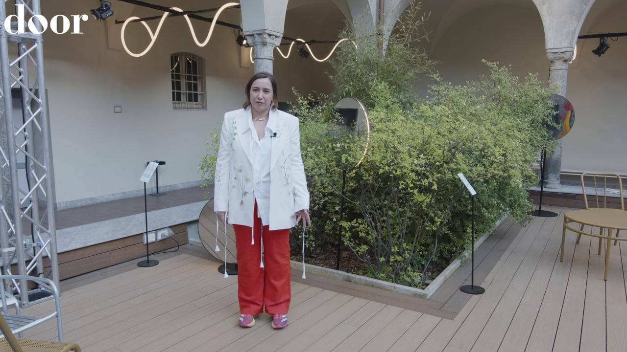 Opendoor, poesia in luce per rischiarare il giardino delle meraviglie