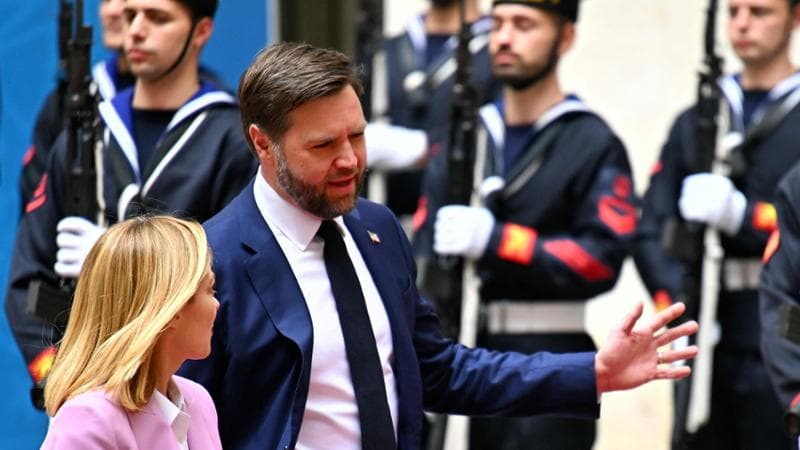 Vance a Roma: “Dialogo con l’Ue sui dazi”, poi a San Pietro. Meloni sente von der Leyen