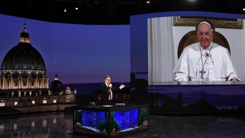 Papa Francesco in collegamento con Fabio Fazio a "Che tempo che fa" lo scorso 19 gennaio