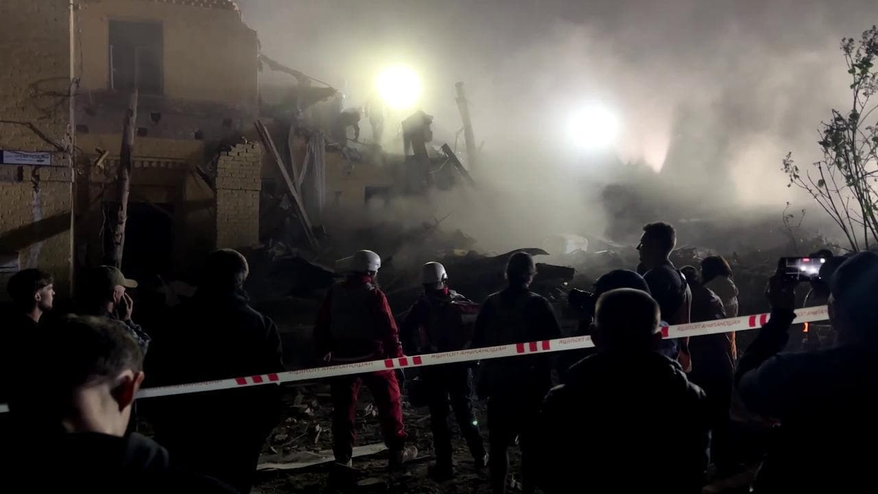 La Russia attacca Kiev con missili e droni: almeno 9 morti nella capitale ucraina
