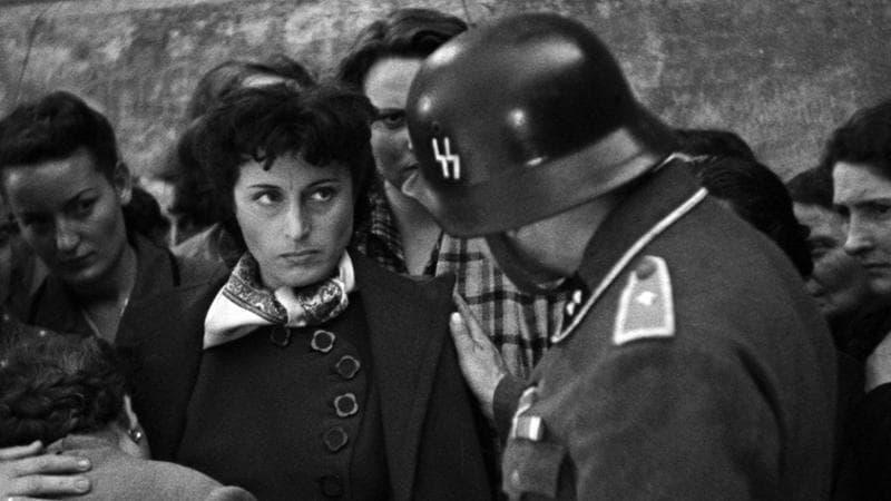Anna Magnani è Pina in una scena del film Roma città aperta, capolavoro di Roberto Rossellini (1945) (Webphoto)