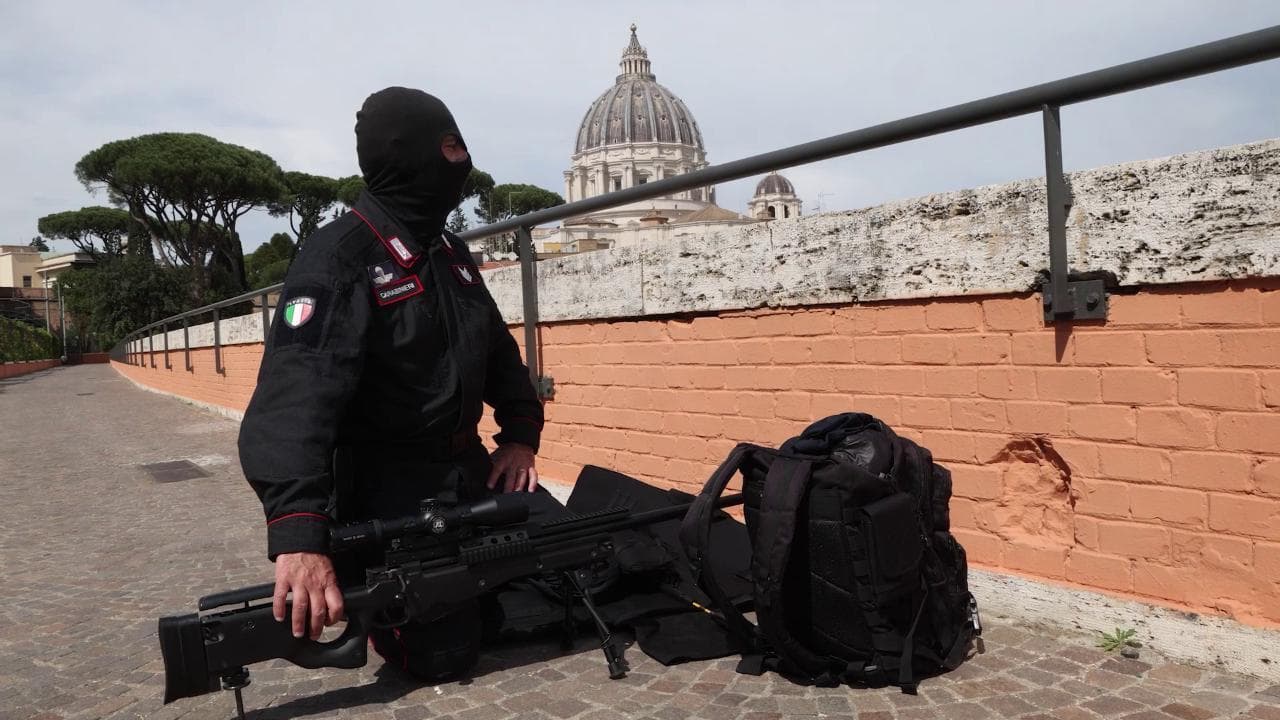 Funerali di papa Francesco, l'Arma dei Carabinieri schiera i suoi tiratori scelti