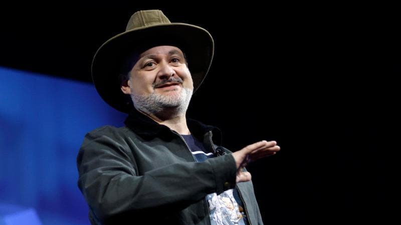 Il direttore creativo della Lucasfilm, Dave Filoni, alla Star Wars Celebration di Chiba, presso Tokyo
