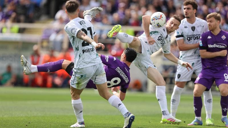 Il gol in rovesciata di Rolando Mandragora